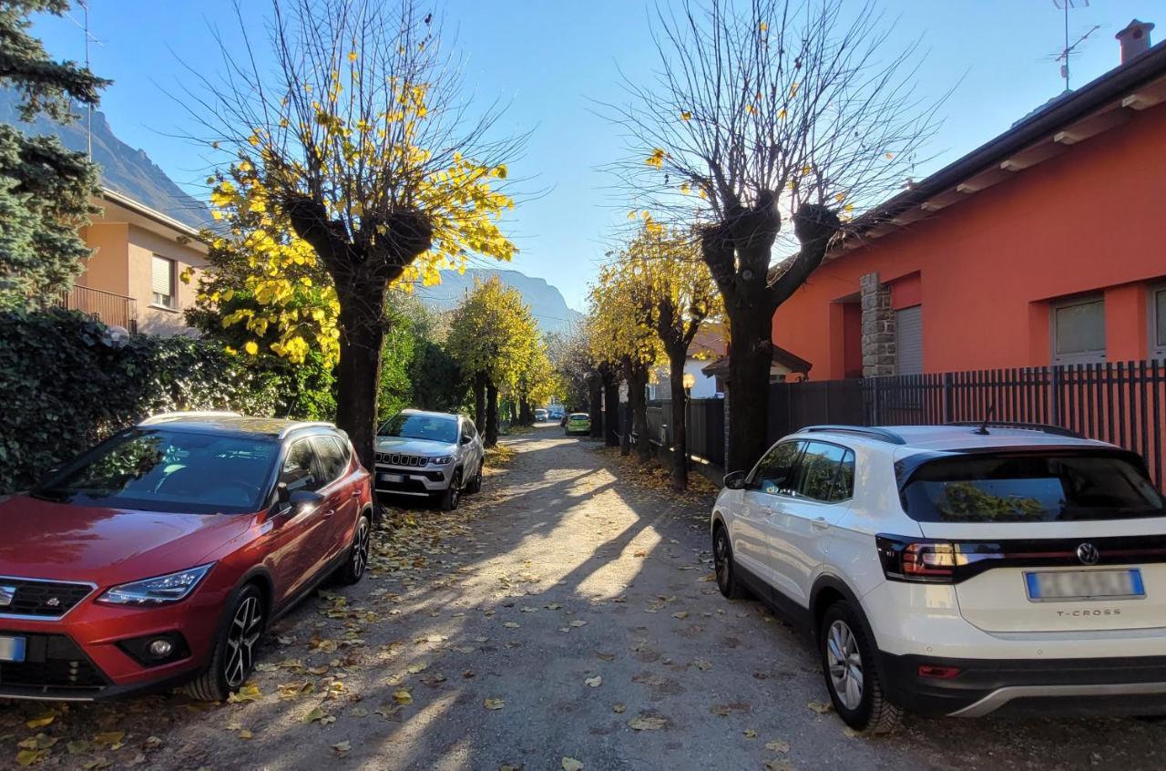 Spacious Apartment At Como Lake Mandello del Lario Esterno foto
