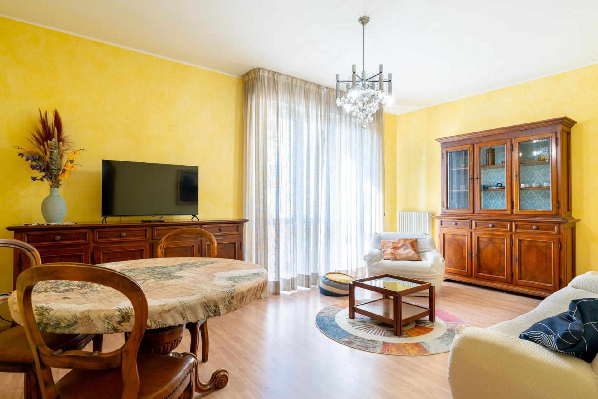 Spacious Apartment At Como Lake Mandello del Lario Esterno foto
